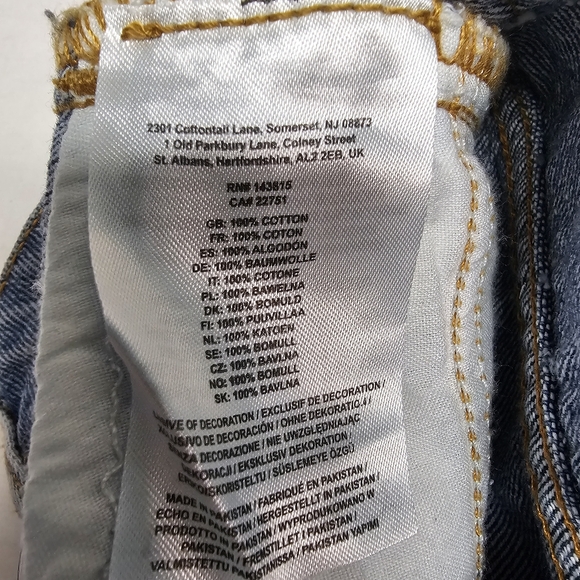 NWT NFL FocoWashington Redskins Denim Shorts Size Small Women's Embroidere - Picture 11 of 14